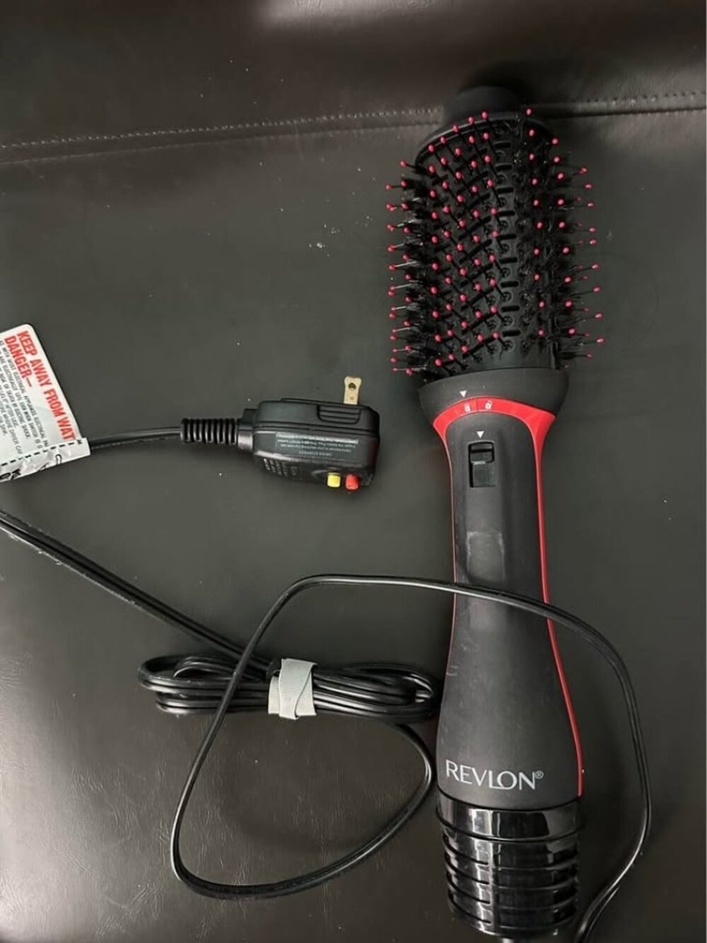 Revlon One-Step Volumizer Plus features a detachable brush head